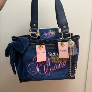 Juicy Couture Dark Blue Pink Daydreamer Wallet Purse Set
